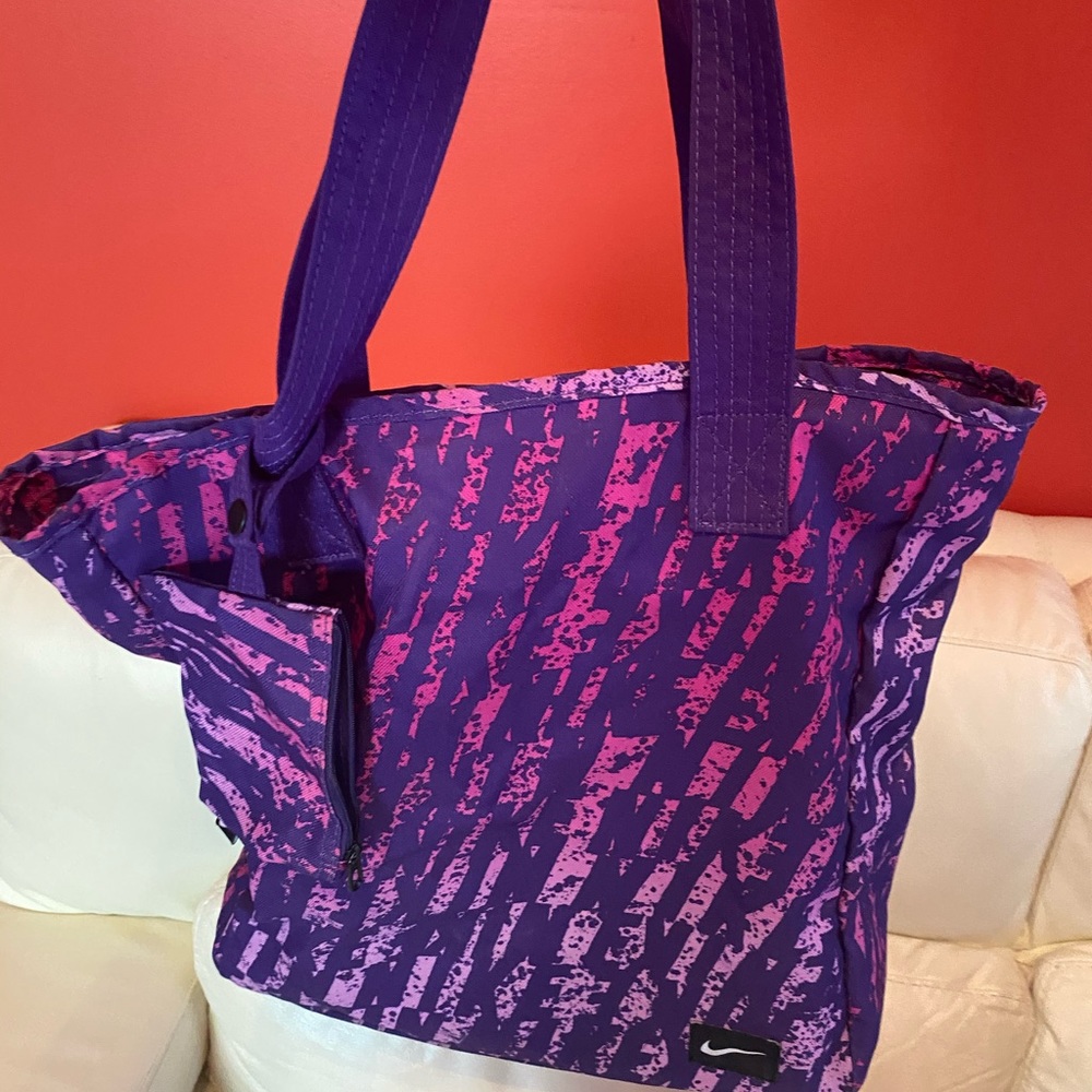 Nike tote
